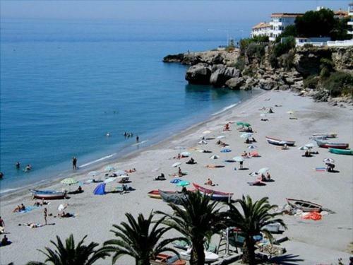 Sun And Beach Spain 1B Apartment Nerja Exterior photo